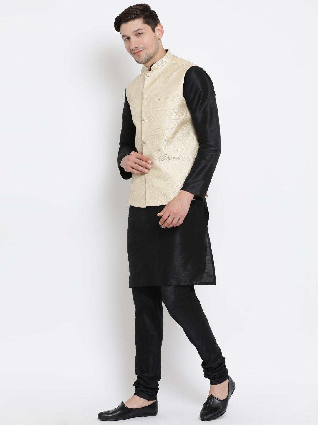 Men's Black Cotton Silk Blend Kurta, Ethnic Jacket and Pyjama Set