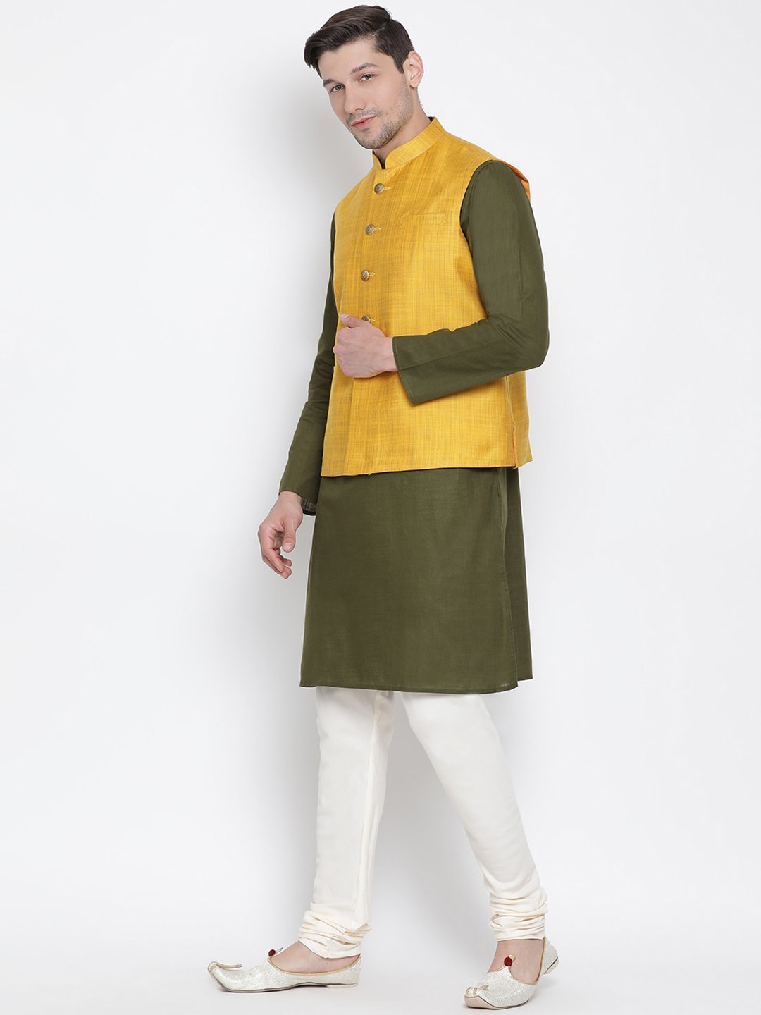 Men's Green Cotton Blend Kurta, Ethnic Jacket and Pyjama Set