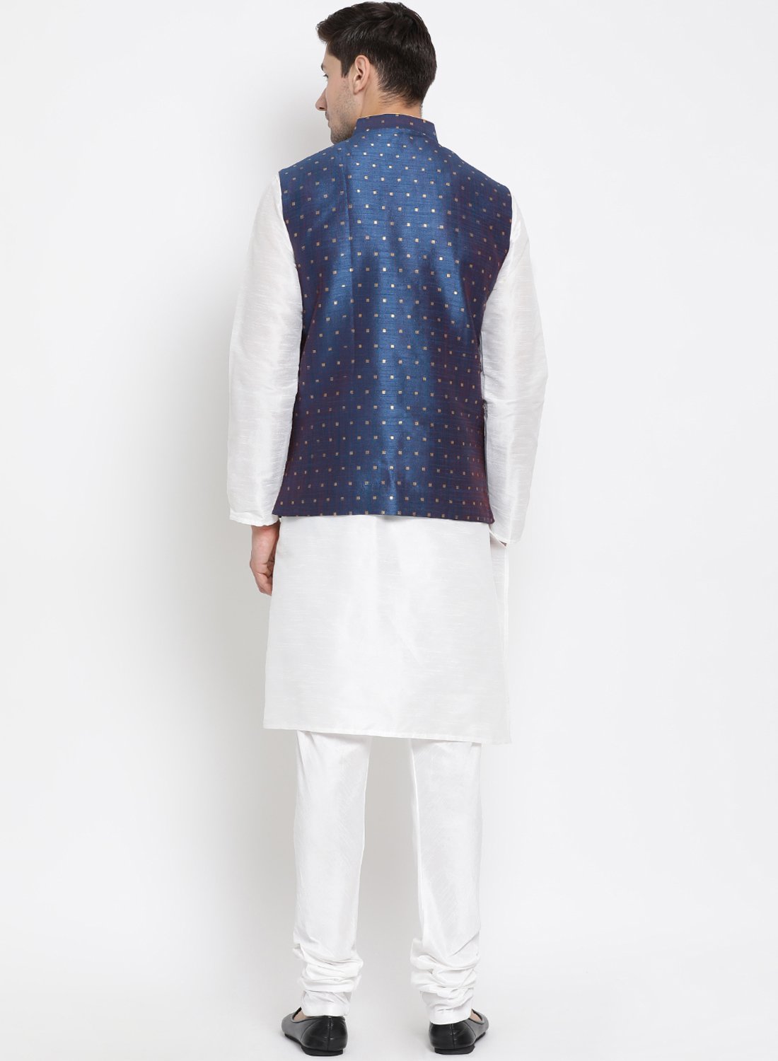 Men's White Cotton Silk Blend Kurta, Ethnic Jacket and Pyjama Set