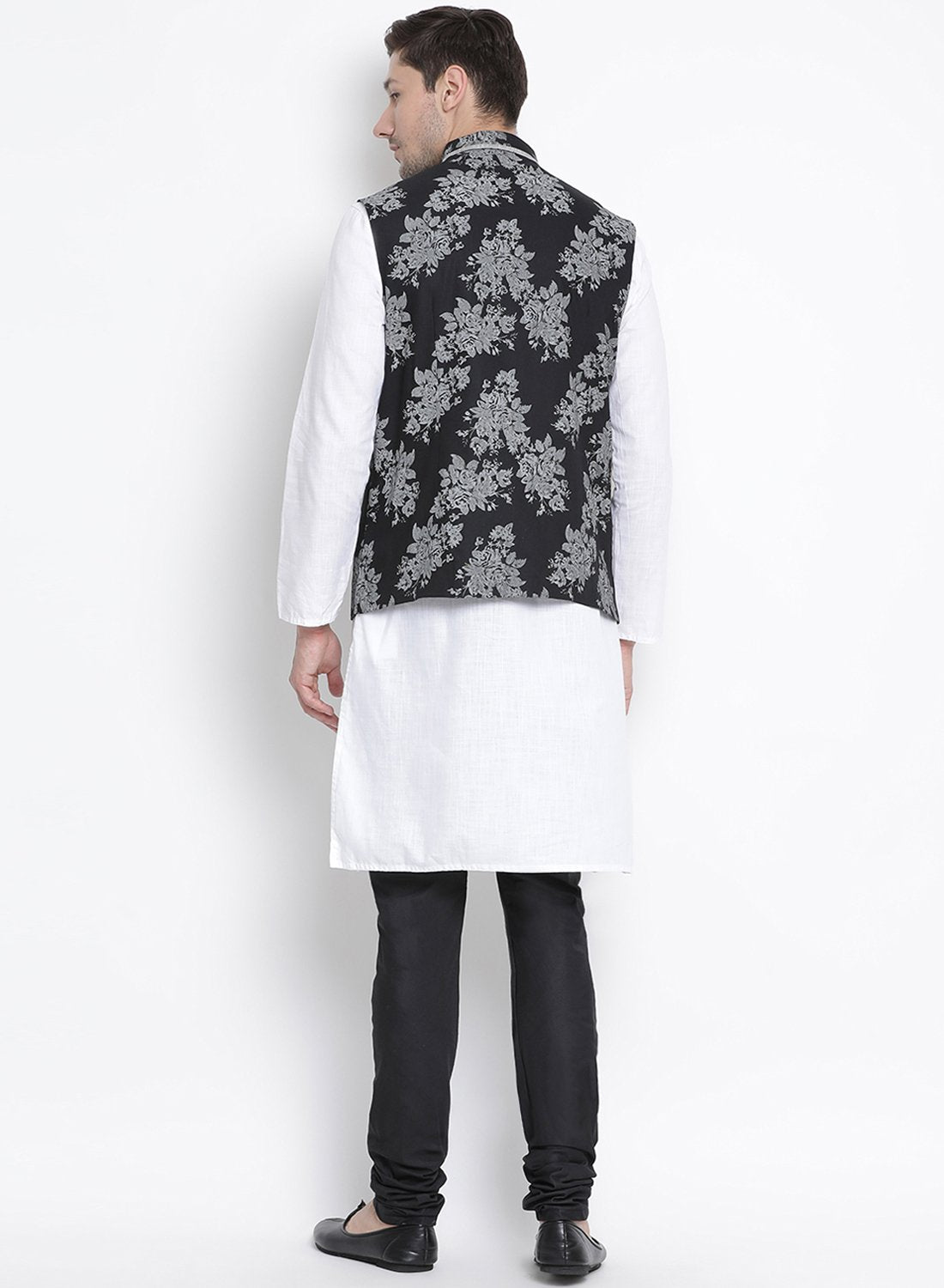 Men's White Cotton Blend Kurta, Ethnic Jacket and Pyjama Set