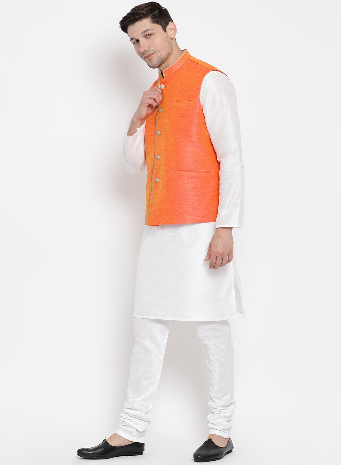 Men's White Cotton Silk Blend Kurta, Ethnic Jacket and Pyjama Set