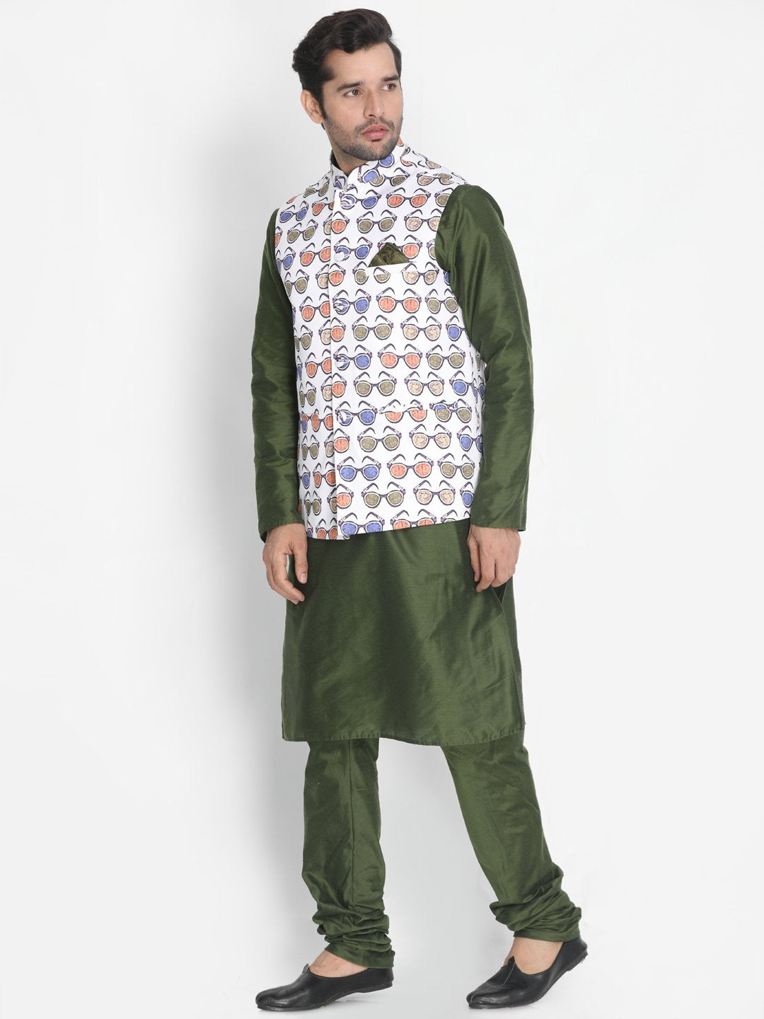 Men's Green Cotton Blend Kurta, Ethnic Jacket and Pyjama Set