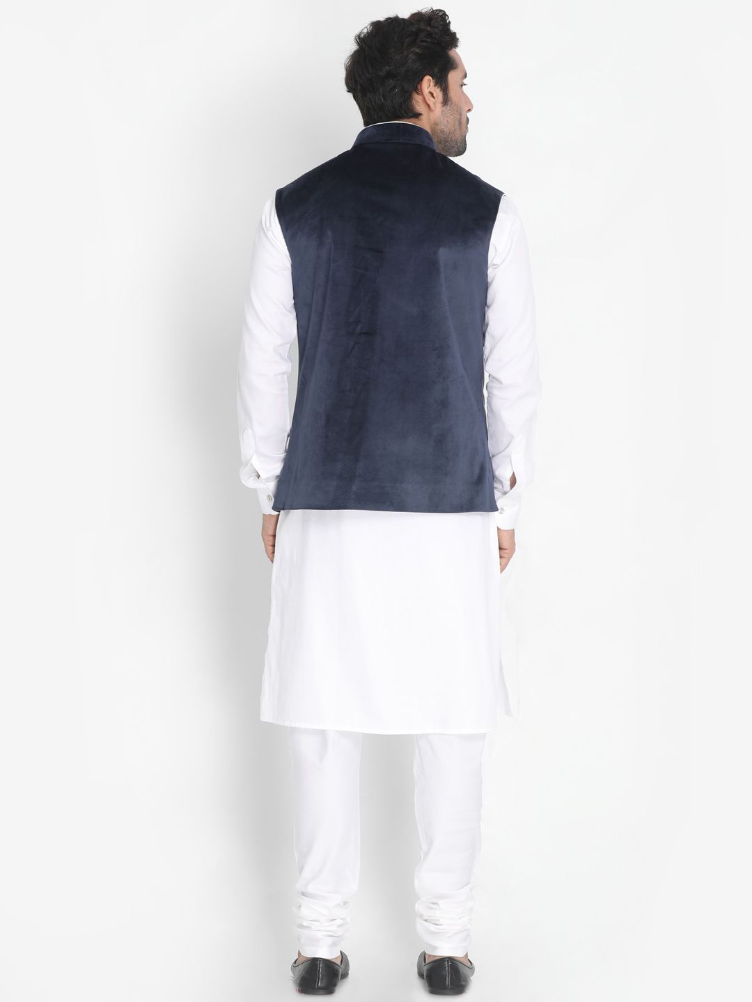 Men's White Cotton Blend Kurta, Ethnic Jacket and Pyjama Set