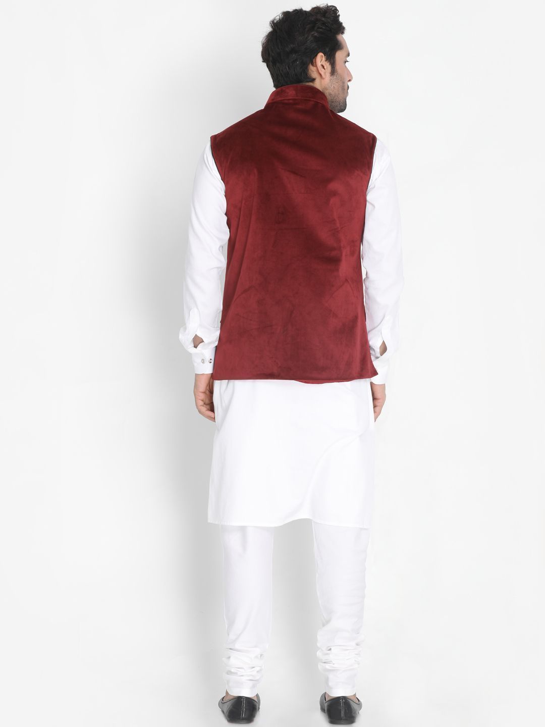 Men's White Cotton Blend Kurta, Ethnic Jacket and Pyjama Set