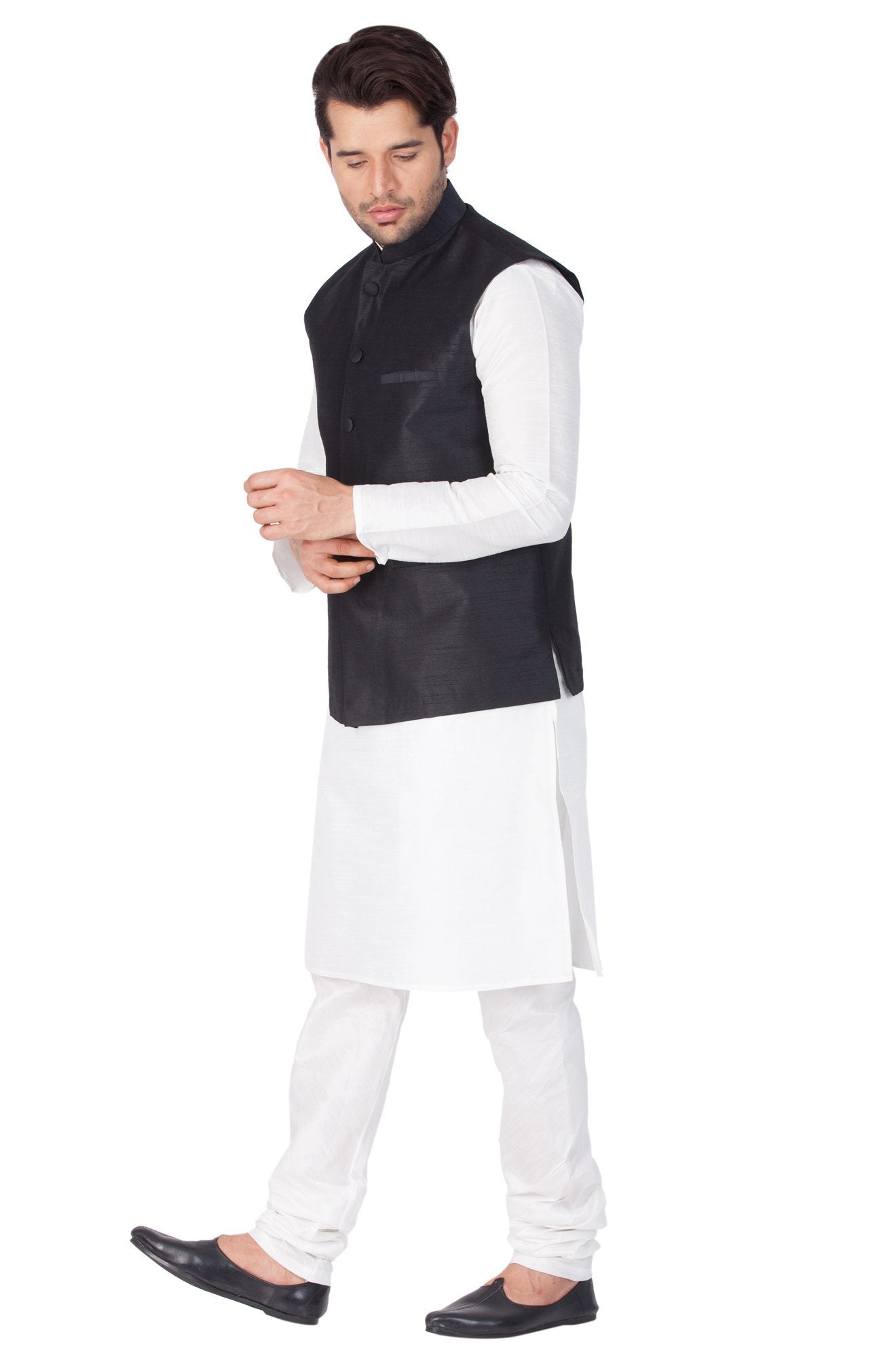Men's White Cotton Silk Blend Kurta, Ethnic Jacket and Pyjama Set