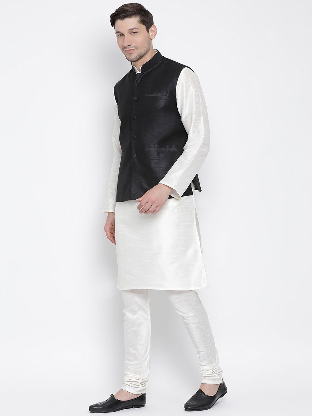 Men's White Cotton Silk Blend Kurta, Ethnic Jacket and Pyjama Set