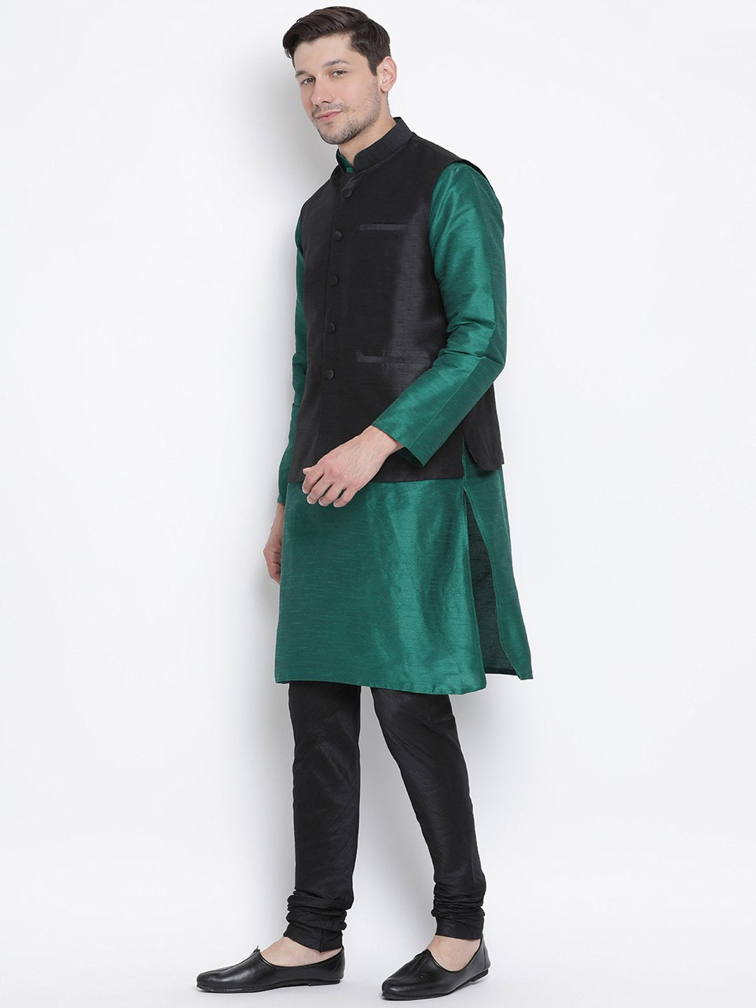 Men's Green Cotton Silk Blend Kurta, Ethnic Jacket and Pyjama Set