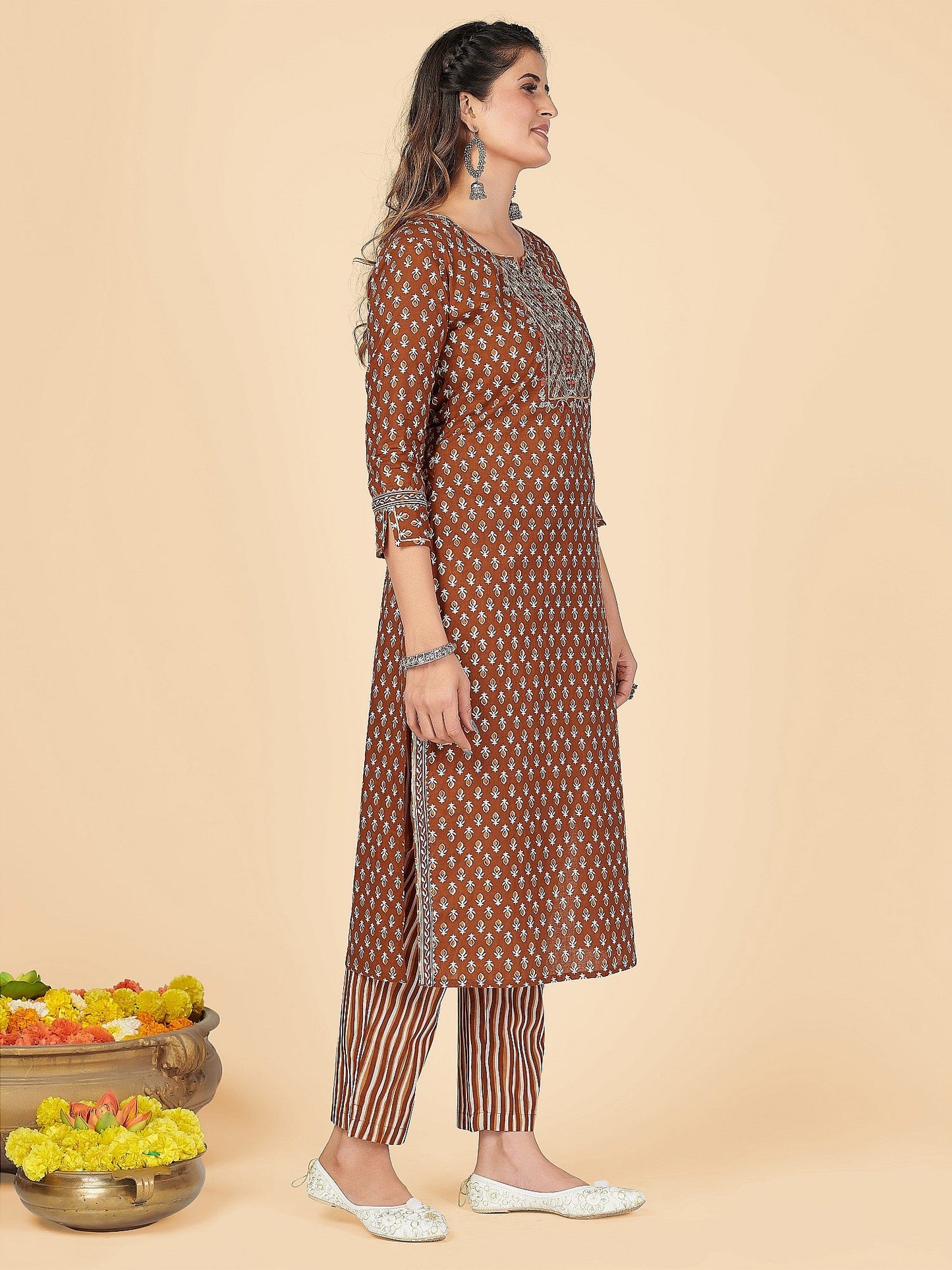 Color_Brown