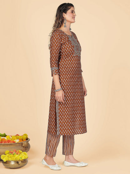 Color_Brown
