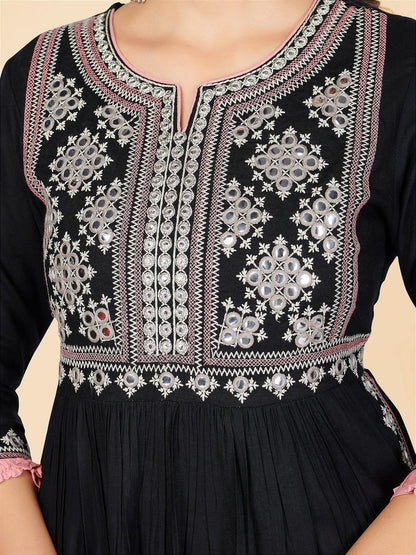 Color_Black