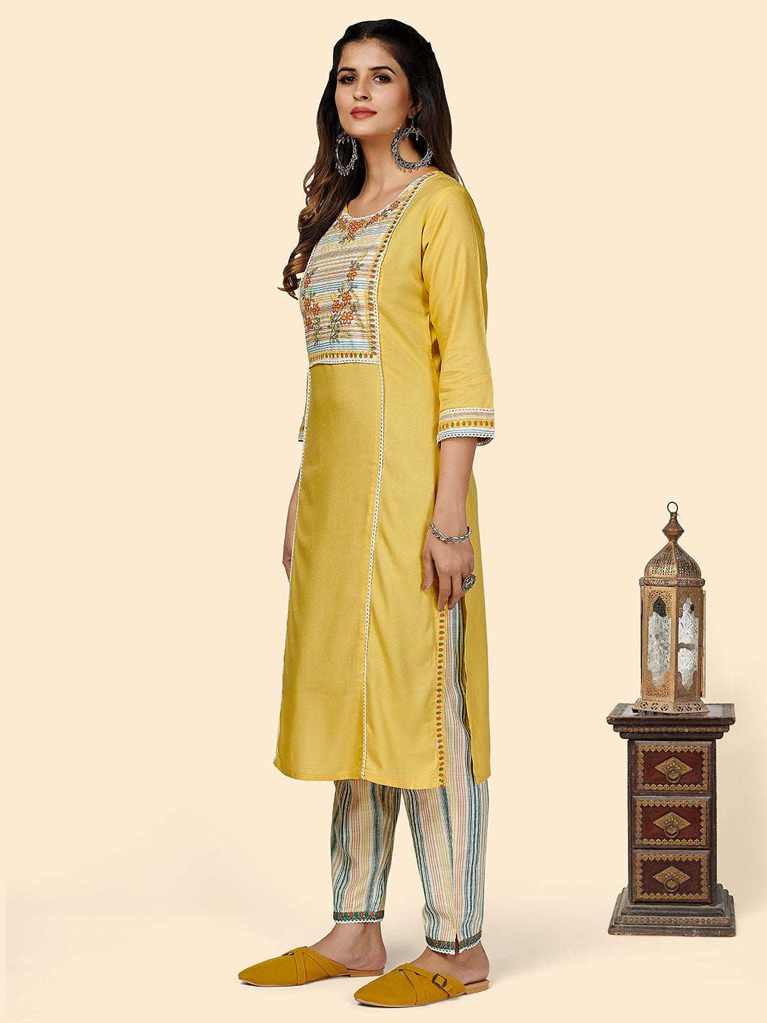 Color_Yellow