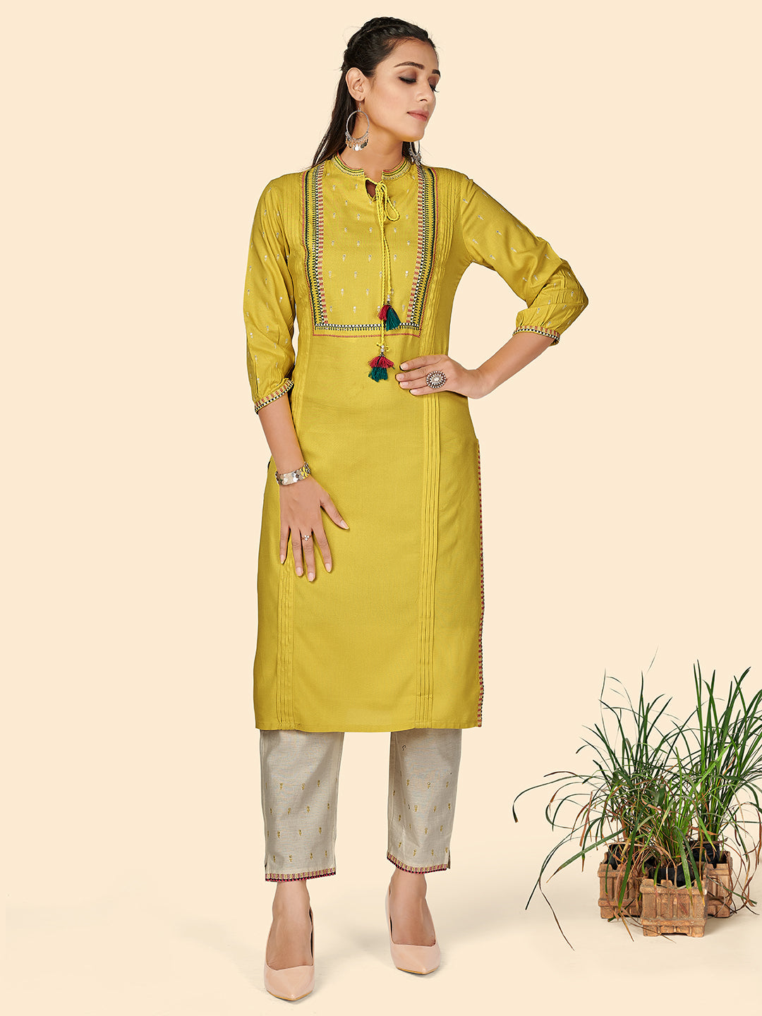 Color_YELLOW