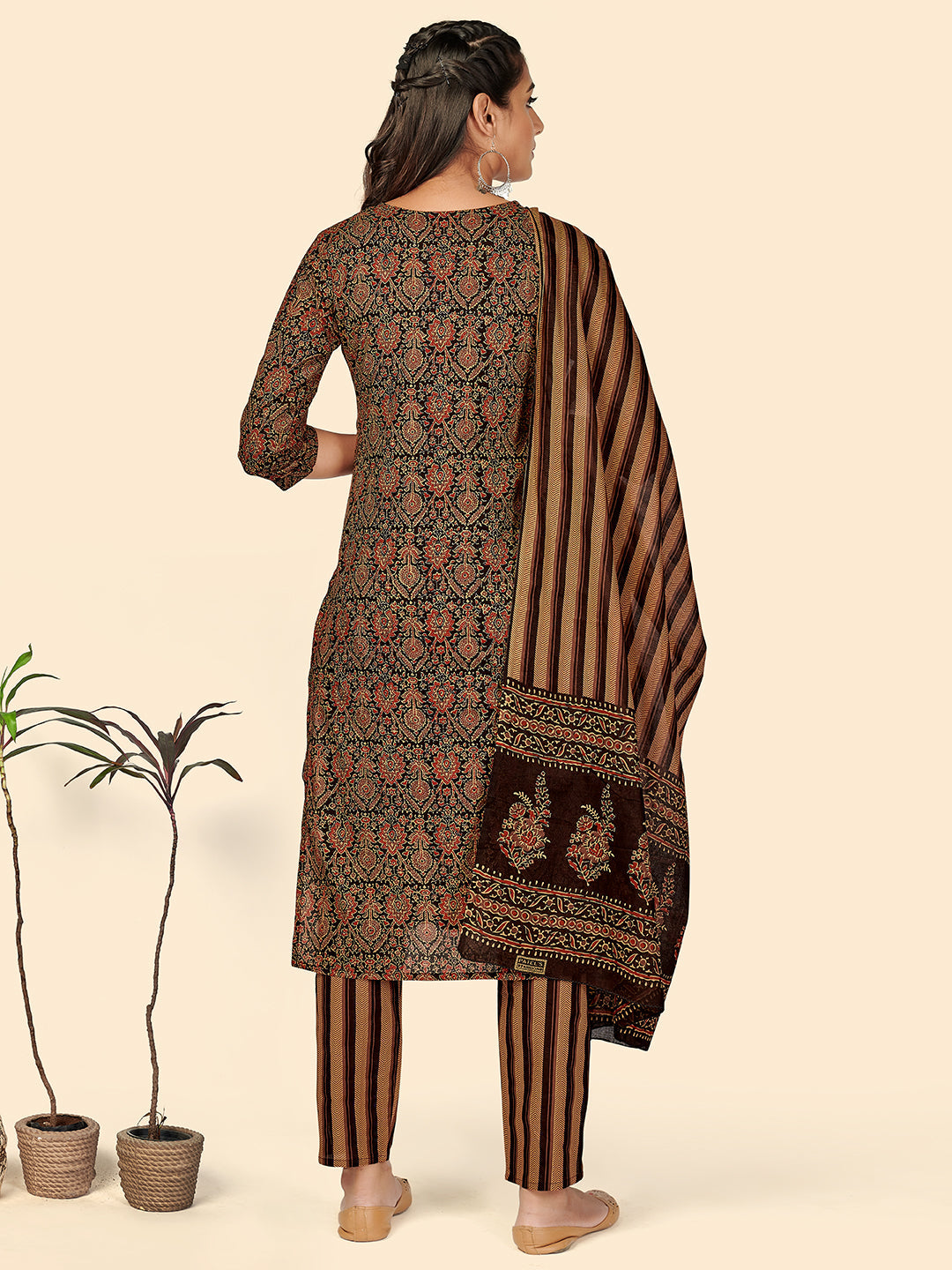Color_Brown
