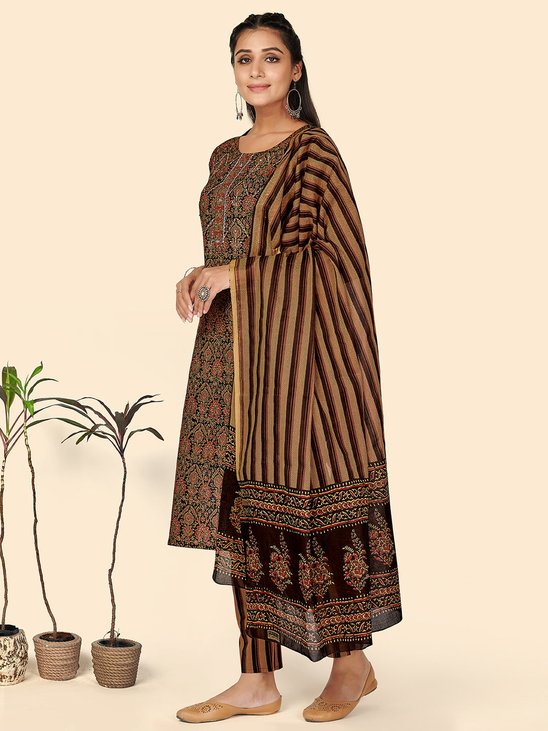 Color_Brown