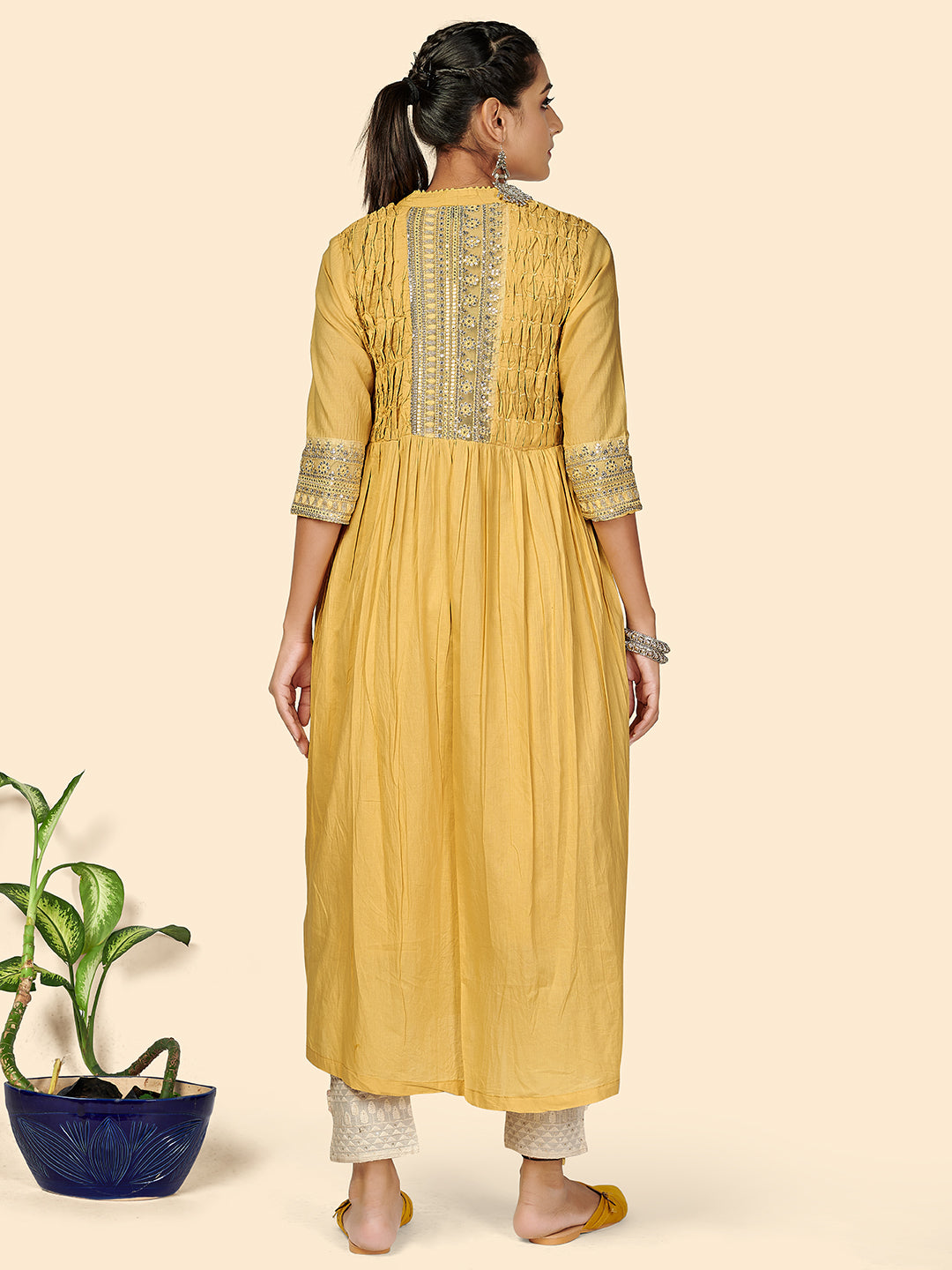 Color_Yellow
