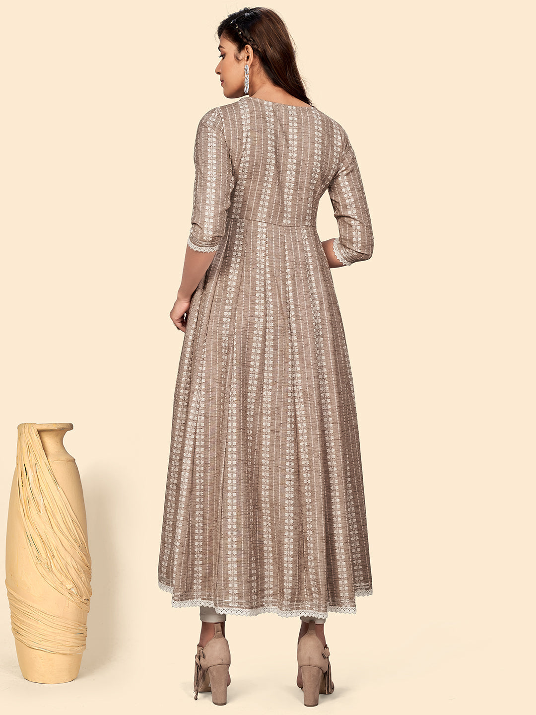 Color_Brown