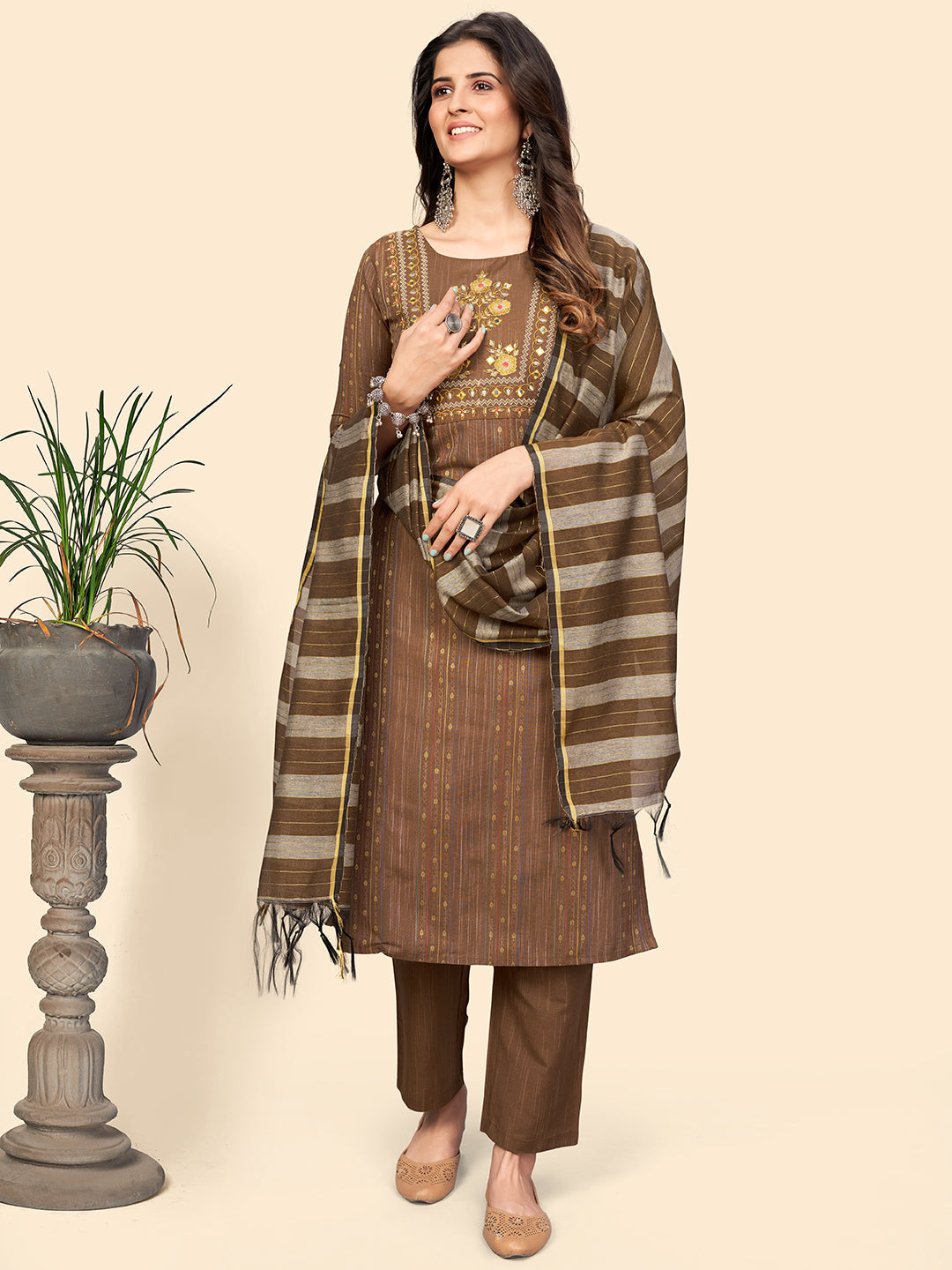 Color_Brown