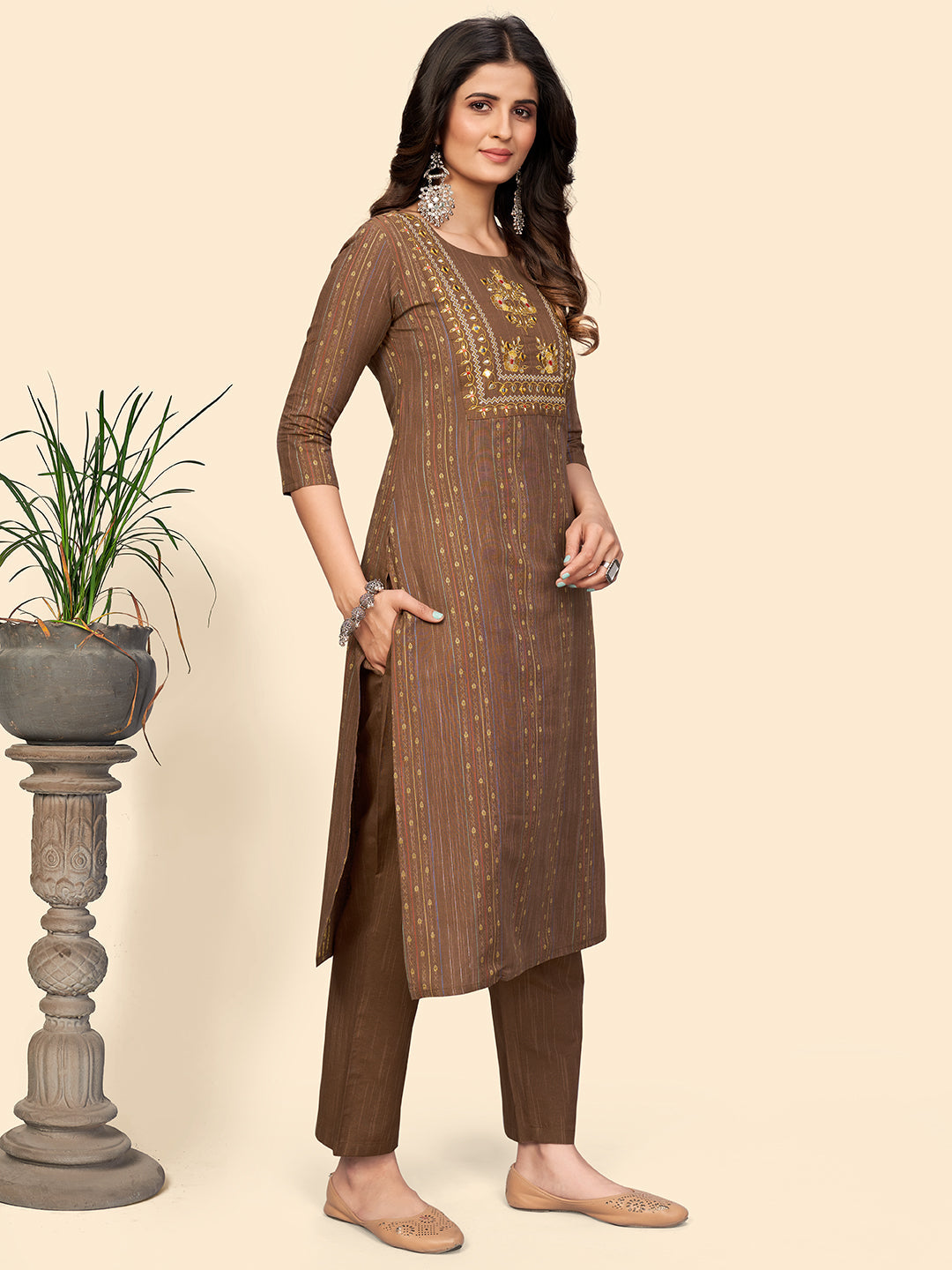 Color_Brown