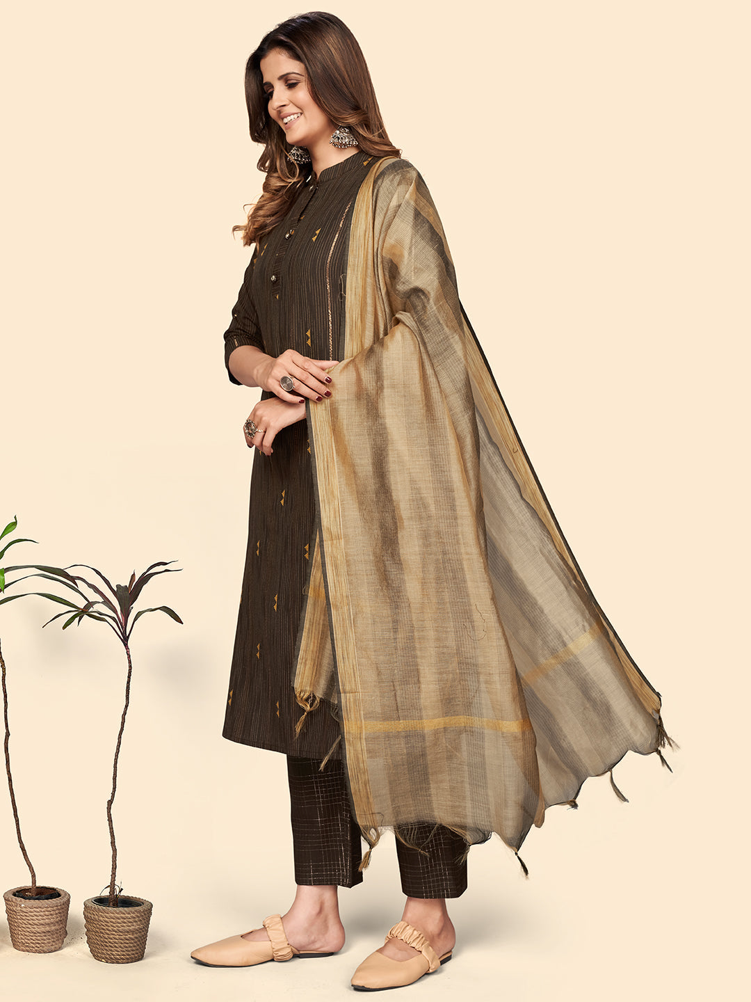 Color_Brown