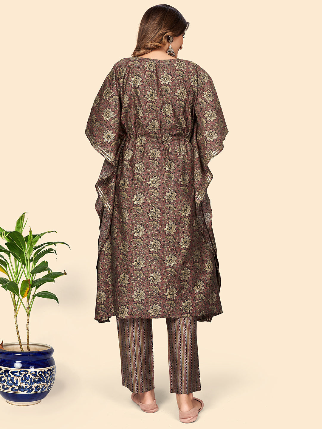 Color_Brown