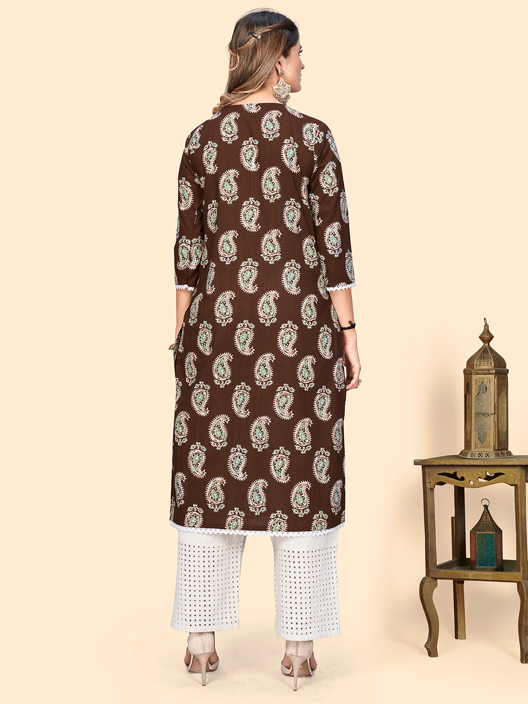 Color_Brown
