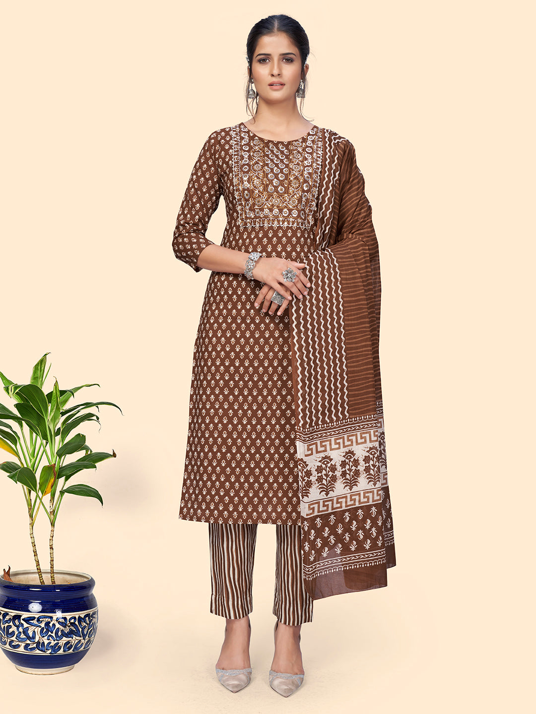 Color_Brown