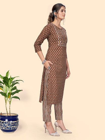 Color_Brown