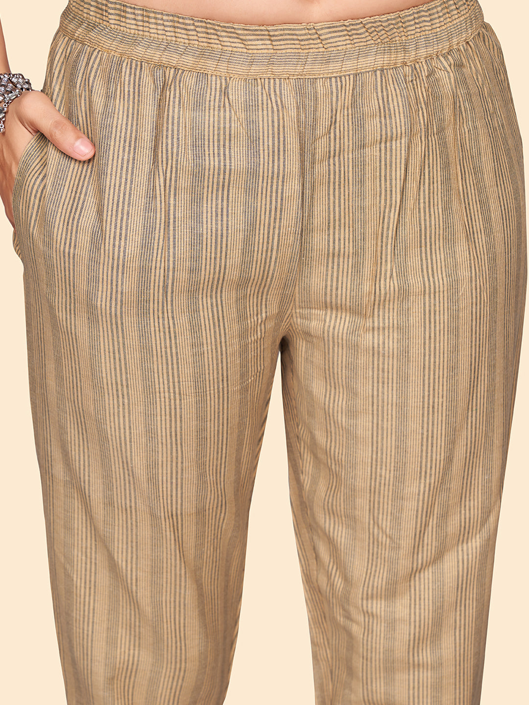 Color_Brown