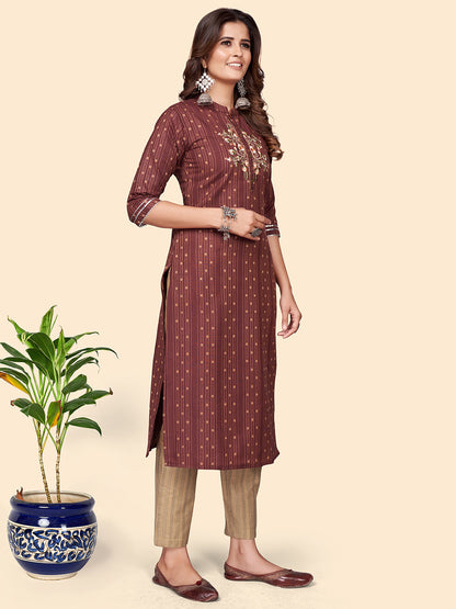 Color_Maroon