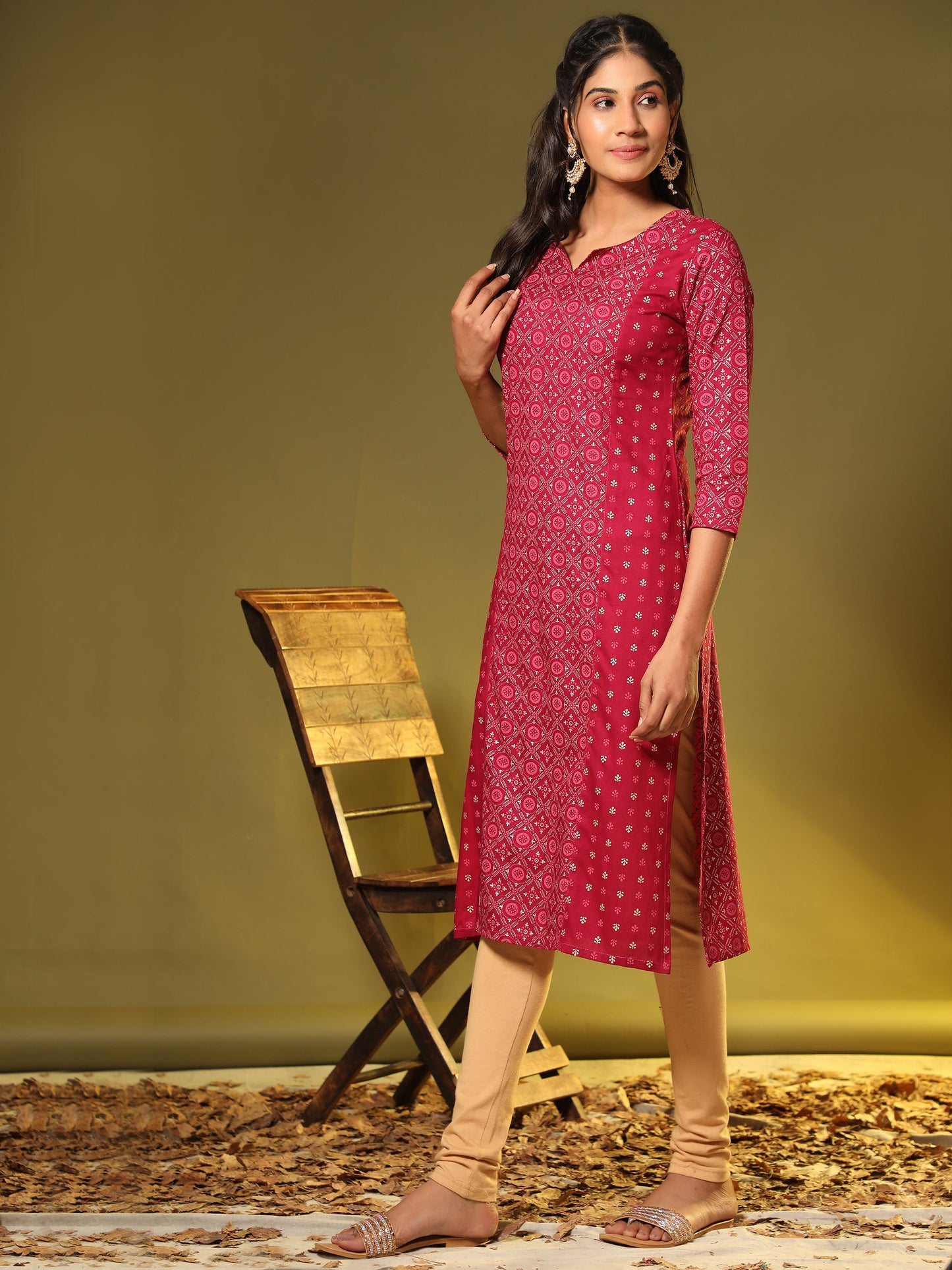 Women's Foil Print Straight Rayon Pink Stitched Kurta