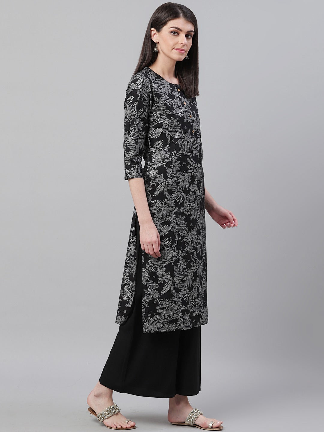 Color_Black