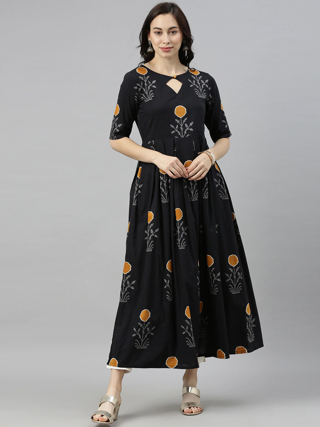 Color_Black