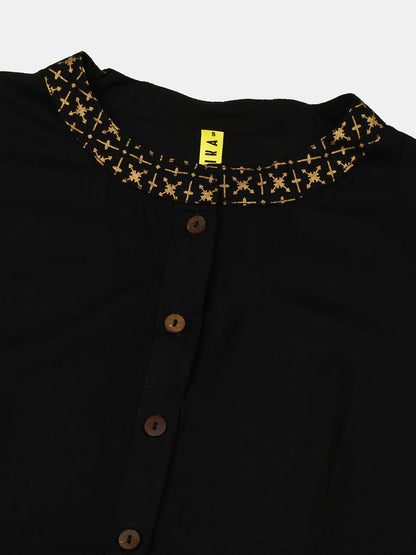 Women's Viscose Rayon Solid Kurta