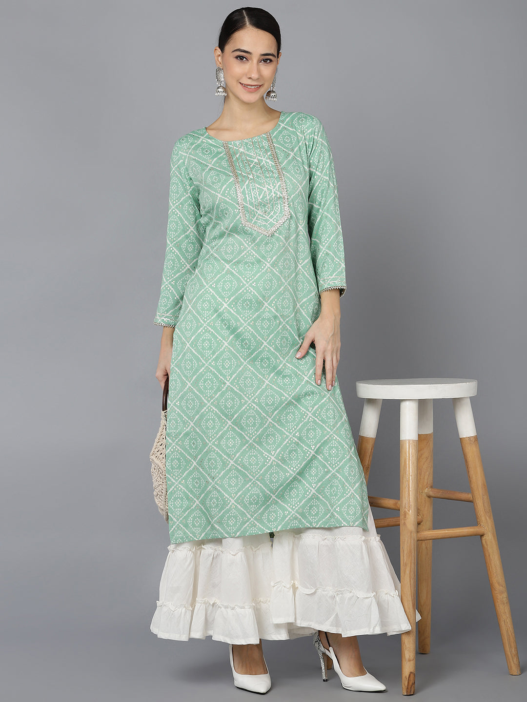Women's Cotton Blend Geometric Printed Kurta