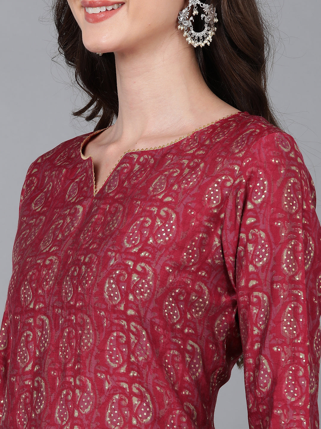 Color_Maroon