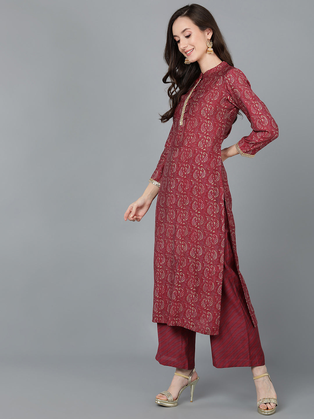 Color_Maroon