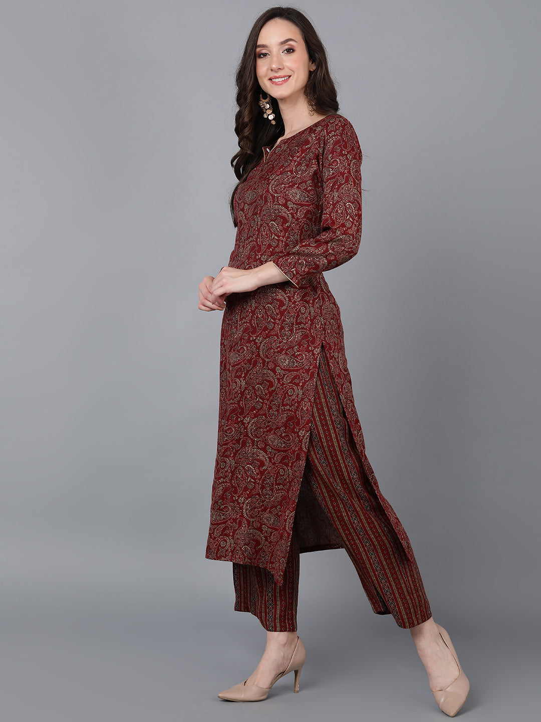 Color_Maroon