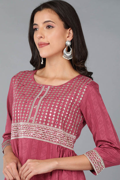 Women's Silk Blend Embroidered Ethnic Printed Kurta