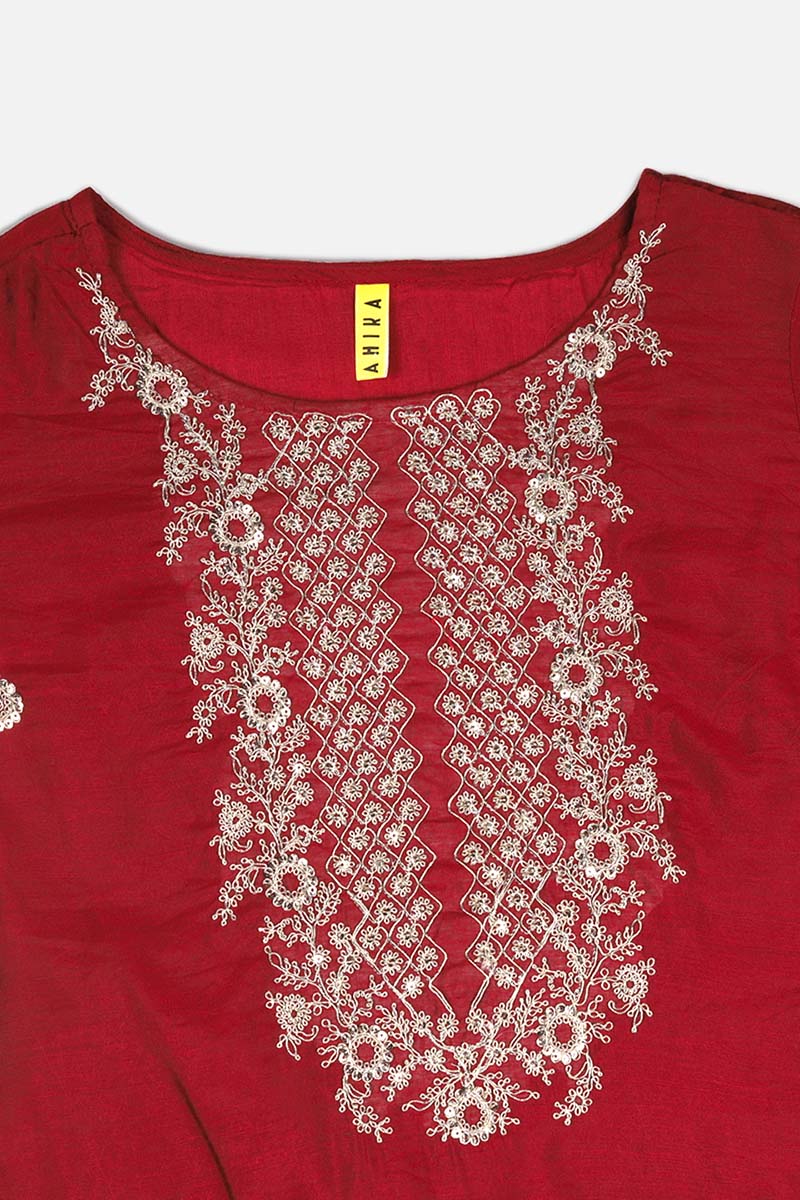 Women's Cotton Blend Embroidered Kurta