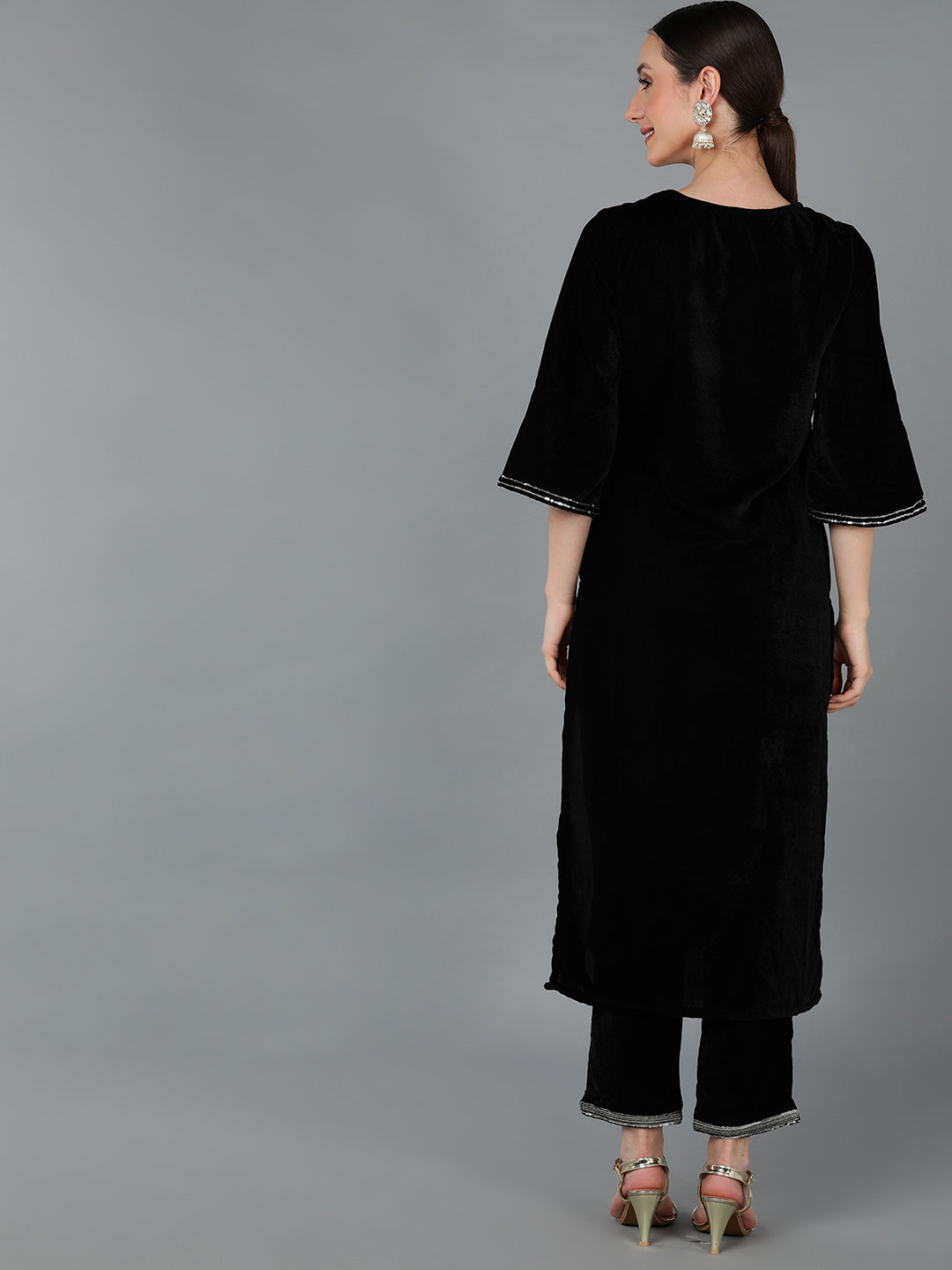 Color_Black