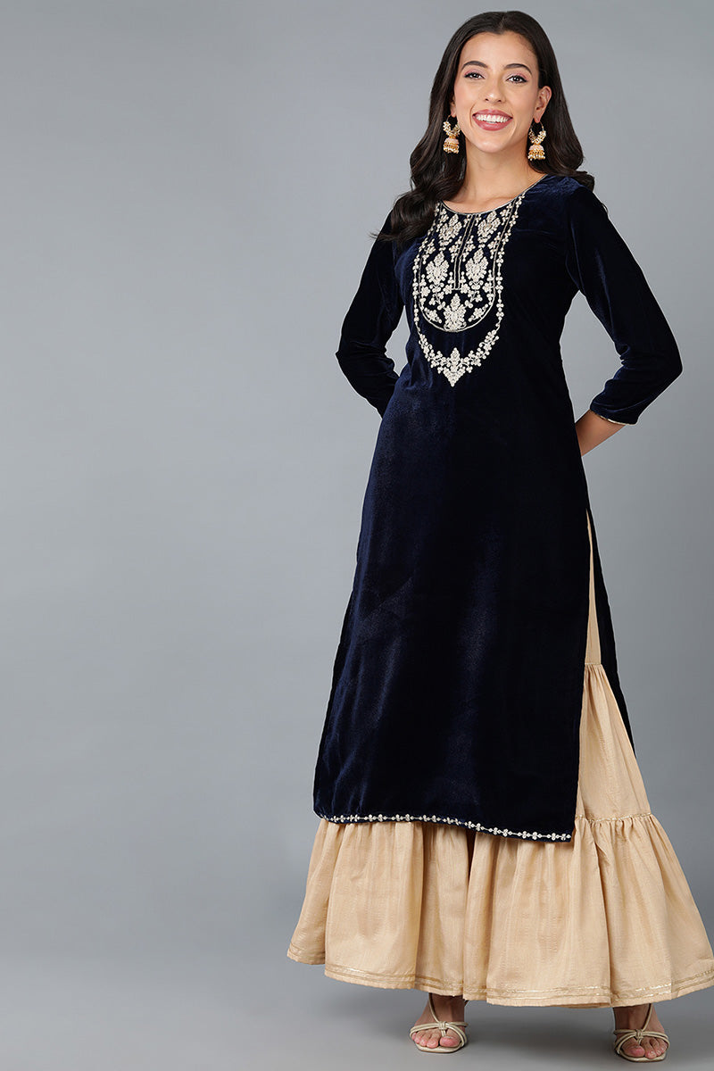 Women's Velvet Embroidered Kurta