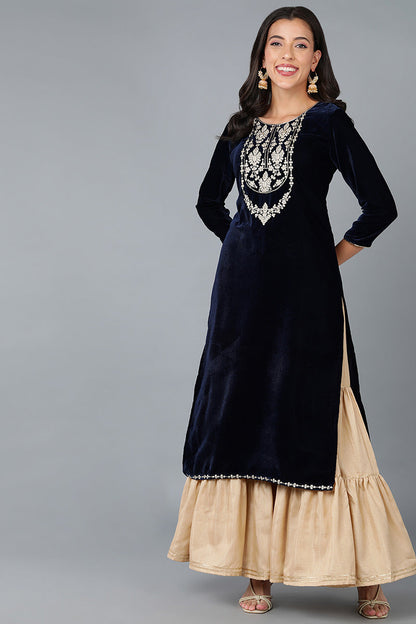 Women's Velvet Embroidered Kurta