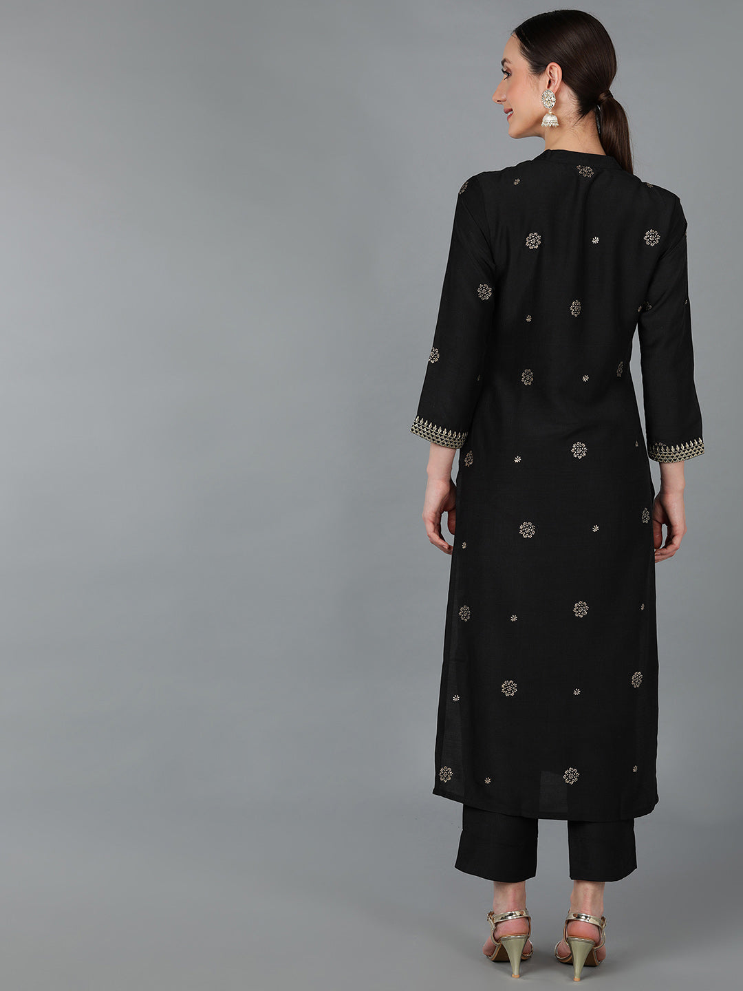 Color_Black