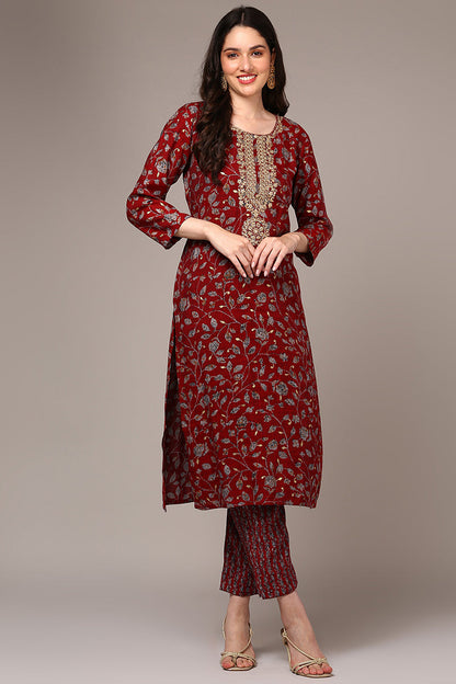 Women's Red Viscose Rayon Embroidered Kurta