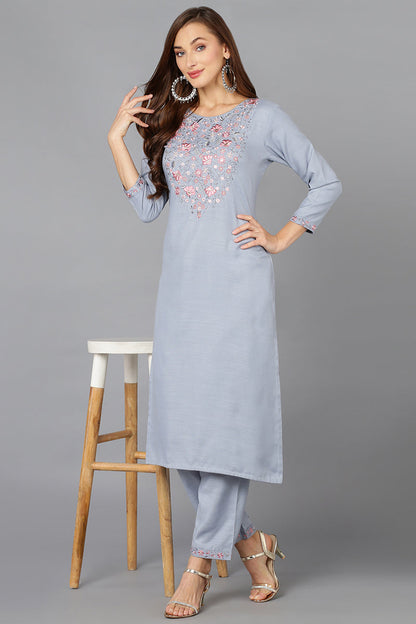 Women's Cotton Blend Blue Embroidered Regular Fit Kurta