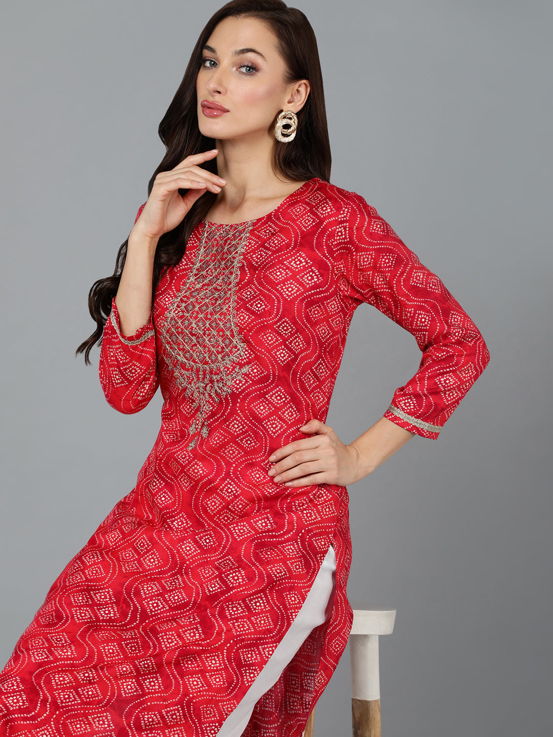 Women's Viscose Rayon Red Bandhani Print Regular Fit Kurta