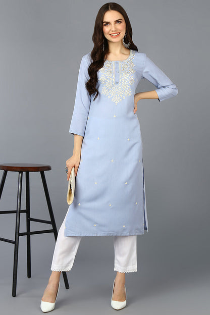 Women's Cotton Blend Blue Embroidered Regular Fit Kurta