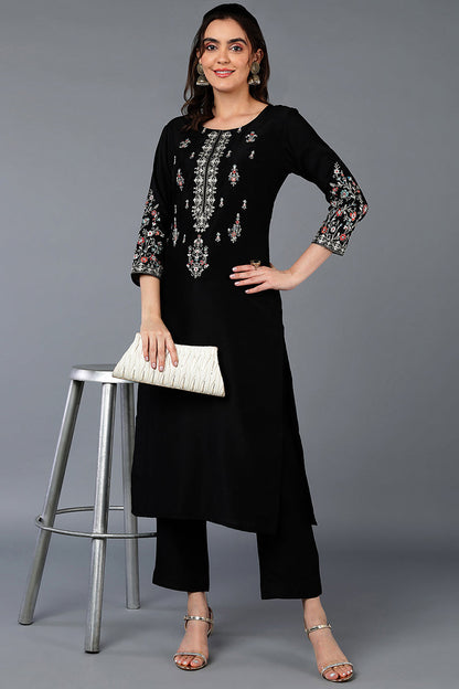 Women's Silk Blend Black Embroidered Regular Fit Kurta