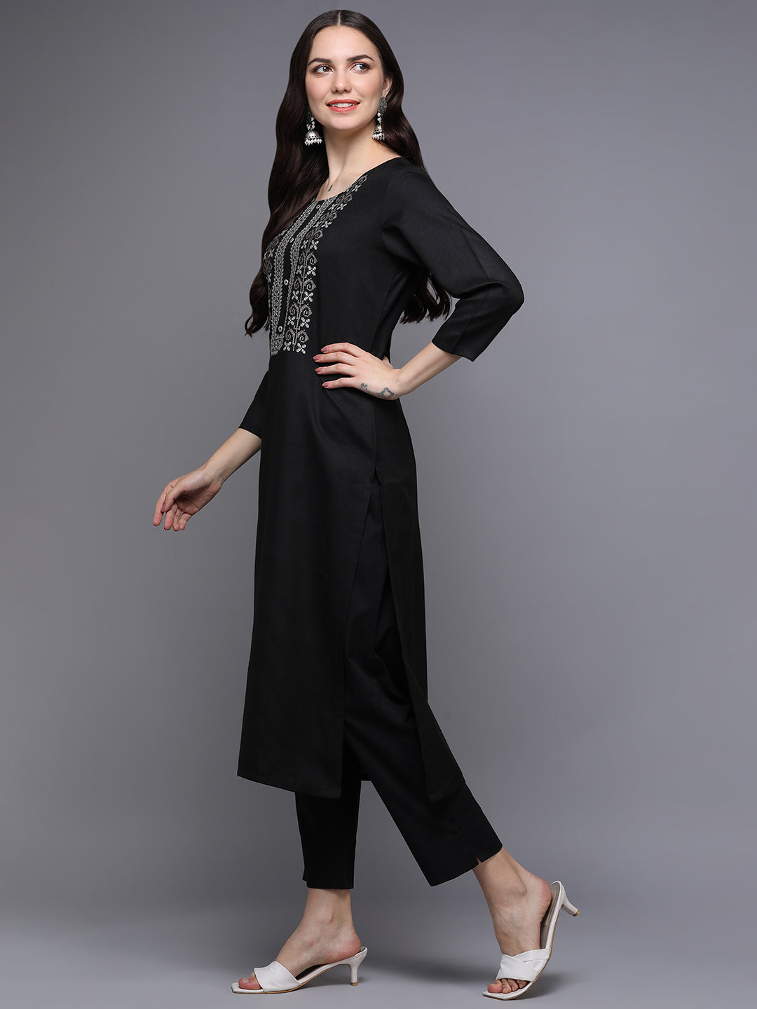 Color_Black