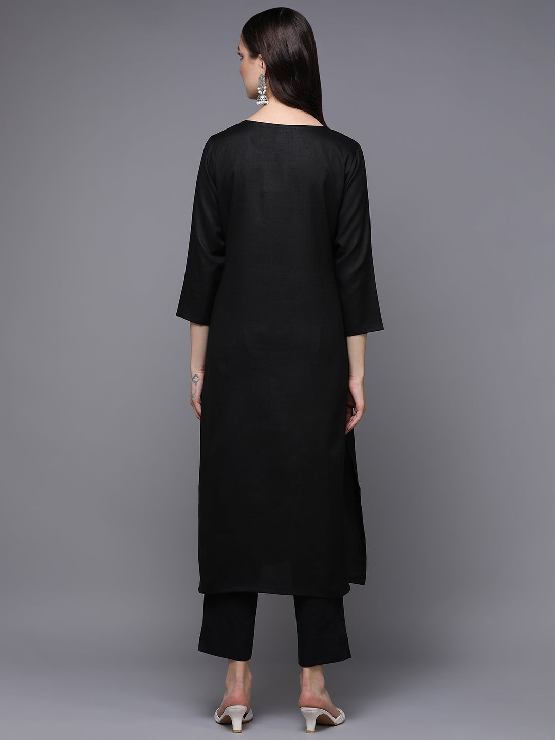 Color_Black